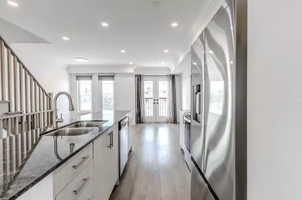 Barrie, ON L9J 0M5,99 Fairlane AVE