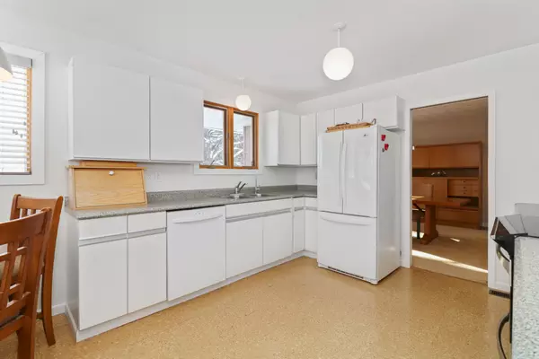 Iroquois Falls, ON P0K 1E0,619 Reynolds ST