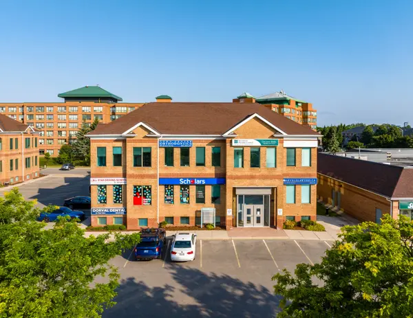 243 North Service RD W #301, Oakville, ON L6M 3E5