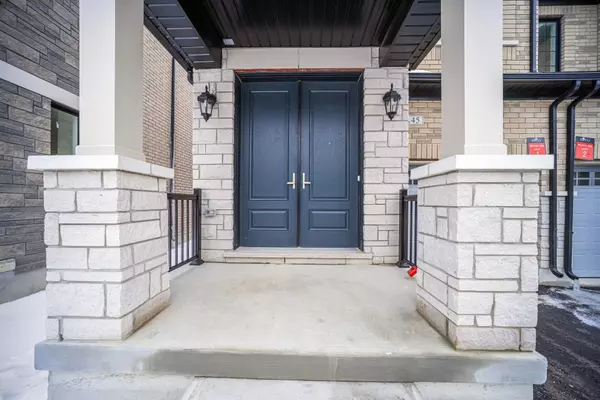 Brampton, ON L6P 3V1,45 Boswell DR