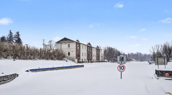 25 King ST #204, Kawartha Lakes, ON K9V 1C4