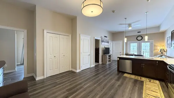 25 King ST #204, Kawartha Lakes, ON K9V 1C4