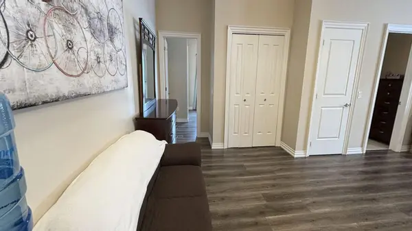 25 King ST #204, Kawartha Lakes, ON K9V 1C4