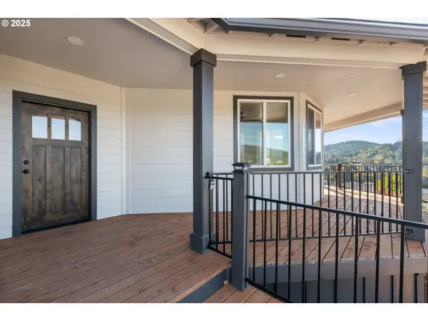 662 BROOKS LOOP, Sutherlin, OR 97479