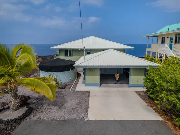 88-111 KAI AVE, Captain Cook, HI 96704