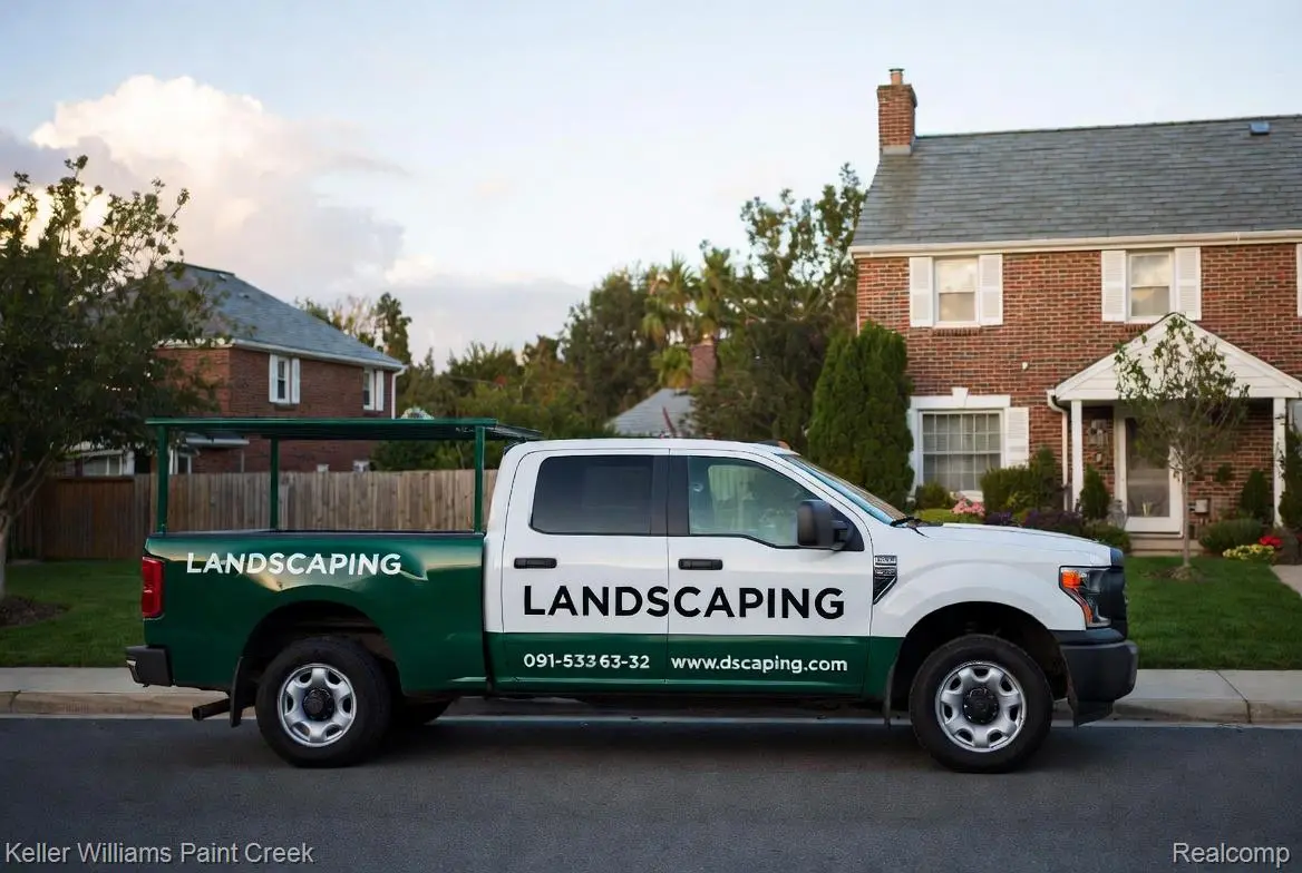 123 Crooks, Troy, MI 48098