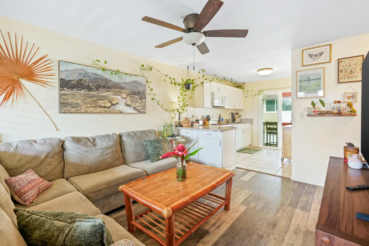 4461 KAMOA RD #F21, Kapaa, HI 96746