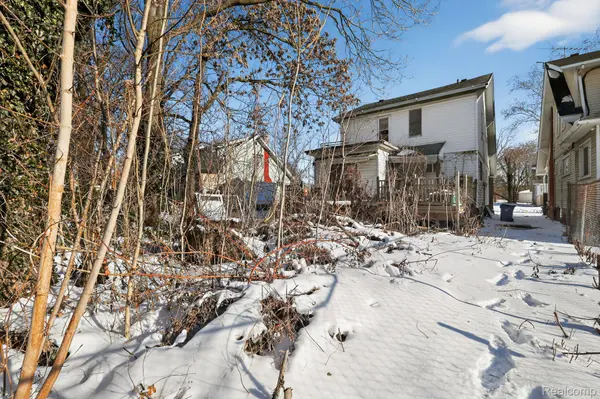 675 Algonquin ST, Detroit, MI 48215