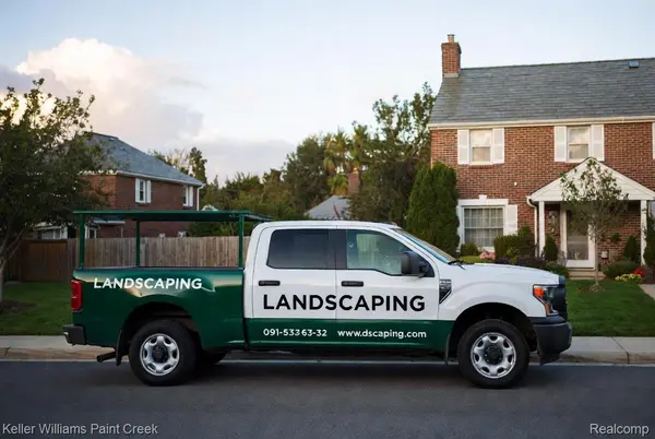 123 Crooks, Troy, MI 48098