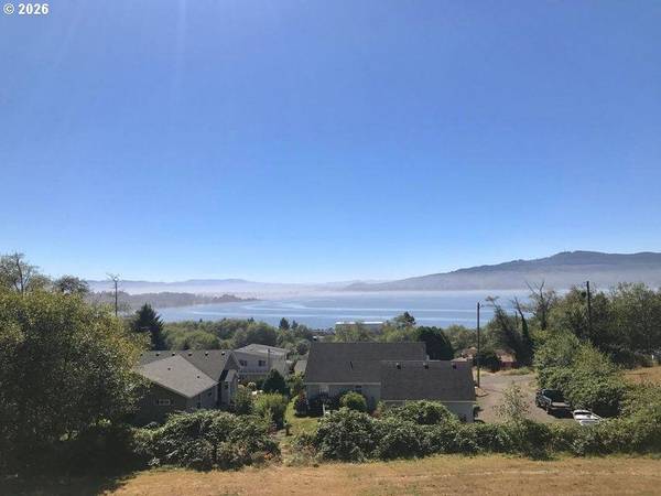 47 South Ridge DR, Bay City, OR 97107