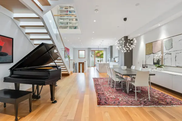 67 Heath ST W, Toronto C02, ON M4V 1T2