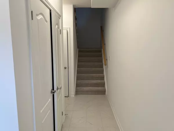 Essa, ON L0M 1B5,34 Milson CRES #Top