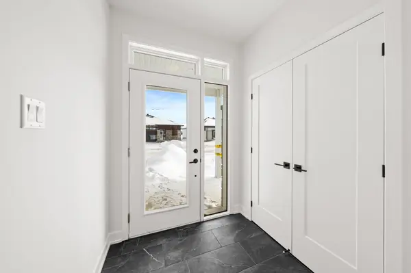 1064 Moore ST, Brockville, ON K6V 0H2