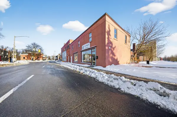 272 Pitt ST, Cornwall, ON K6J 3P6