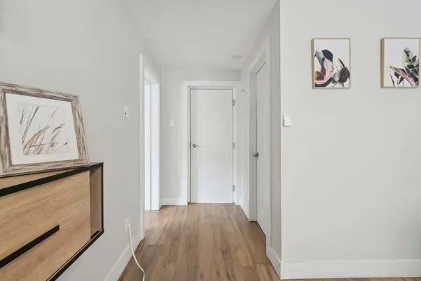 184 Murray ST, Lower Town - Sandy Hill, ON K1N 5M8