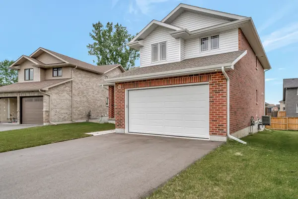 Belleville, ON K8N 0G7,54 Lanark DR