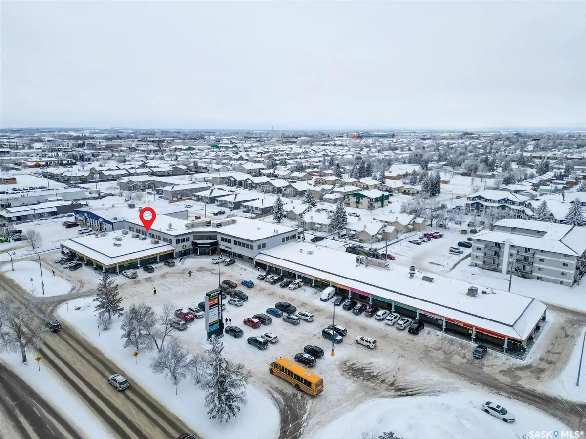 2805 6th AVENUE #202/203, Prince Albert, SK S6V 6Z6