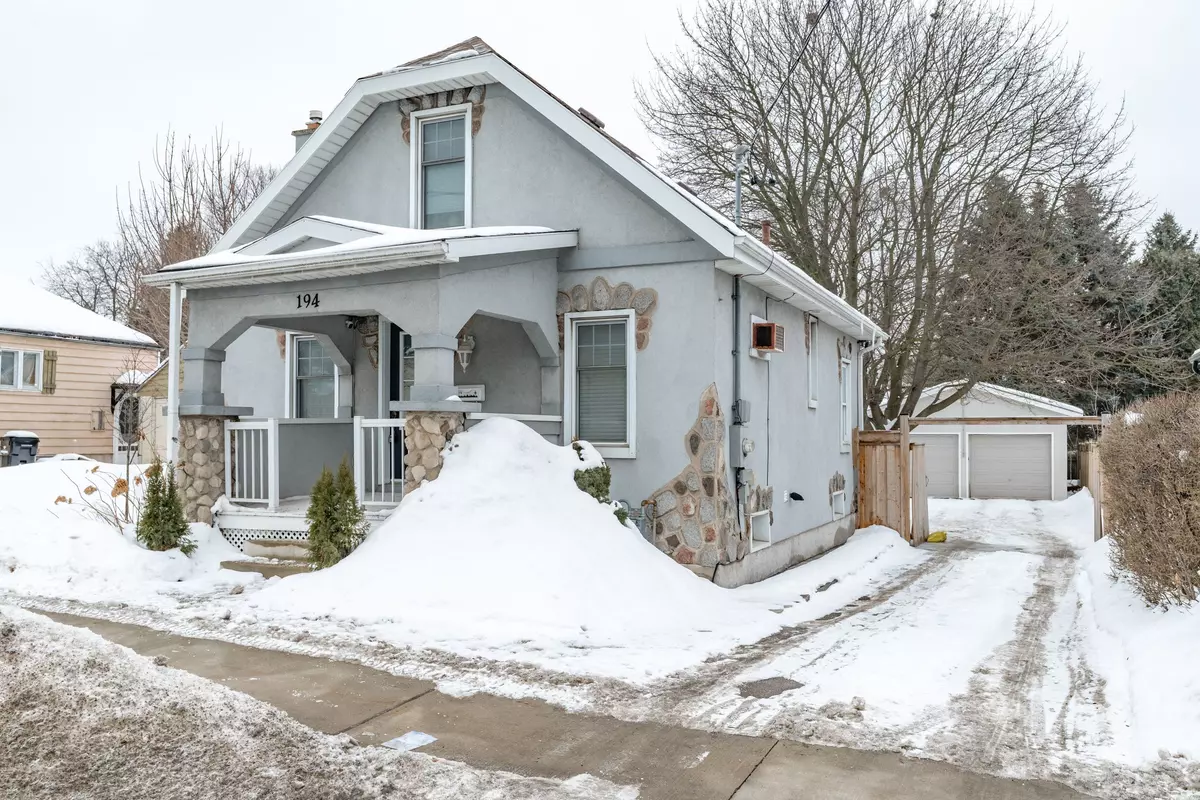 Cambridge, ON N1R 5P4,194 Dundas ST N