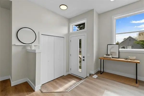 726 Mulvey AVE, Winnipeg, MB R3M 1H6