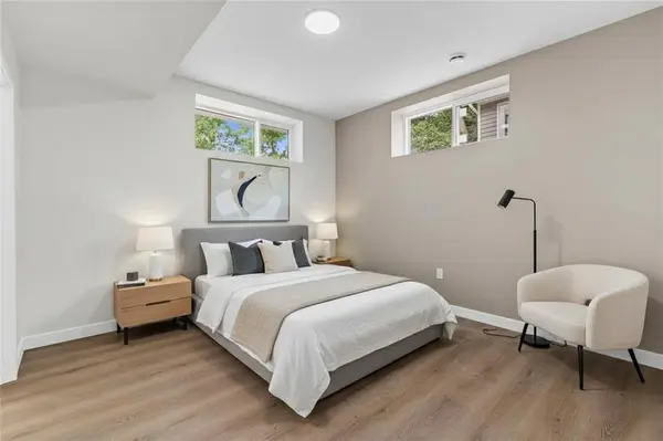 726 Mulvey AVE, Winnipeg, MB R3M 1H6