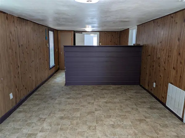 411 S Bradshaw Street, Denton, TX 76205