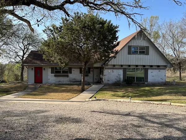 649 Wedgewood Drive, China Spring, TX 76633