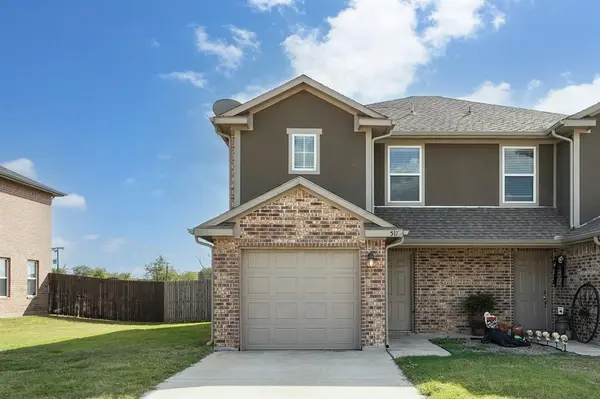 517 Harris Street #517, Gunter, TX 75058