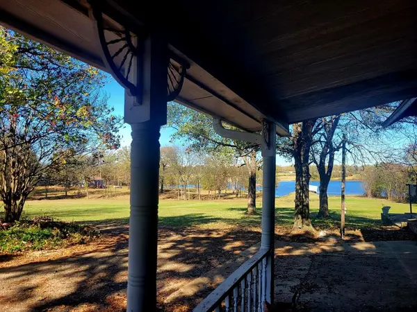 2482 Fm 2946, Emory, TX 75440