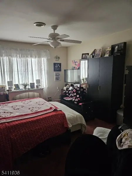 10 Cedar Ave, Stafford Twp., NJ 08050