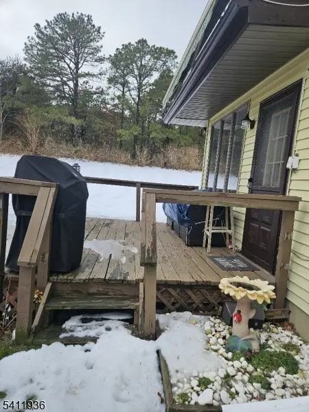 10 Cedar Ave, Stafford Twp., NJ 08050