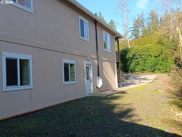 6495 E ST, Bay City, OR 97107