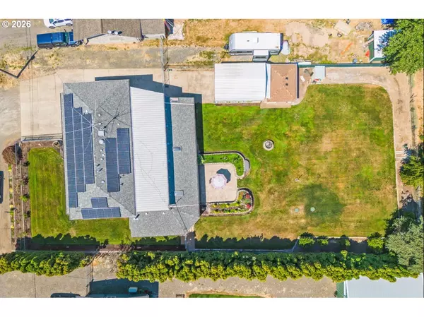 Salem, OR 97317,858 IVA LN