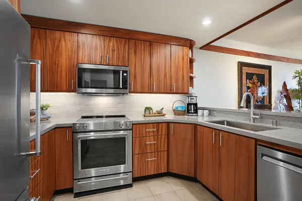 2640 PUUHOLO RD #212, Koloa, HI 96756