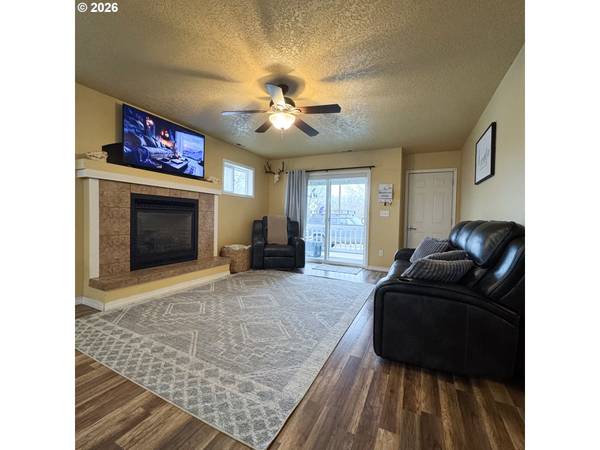 2935 WALNUT ST, Baker City, OR 97814