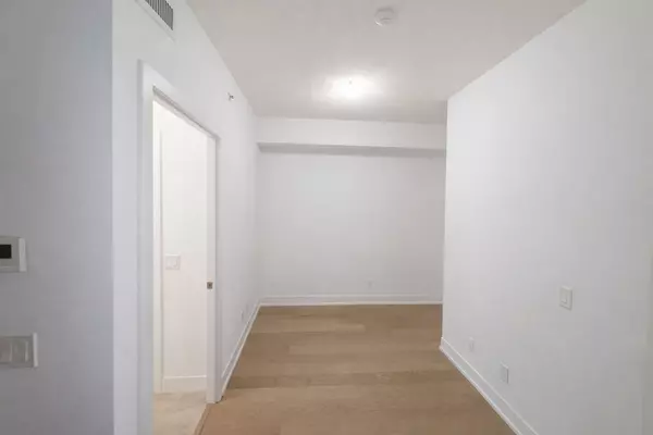 Toronto C15, ON M2K 1G7,7 Kenaston GDNS #503