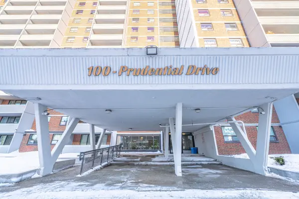 100 Prudential DR #901, Toronto E04, ON M1P 4V4