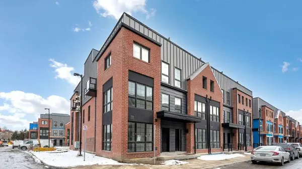 150 Alton CRES, Vaughan, ON L4J 0M1