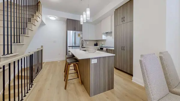 150 Alton CRES, Vaughan, ON L4J 0M1