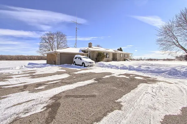 24187 Warden AVE, Georgina, ON L4P 3E9