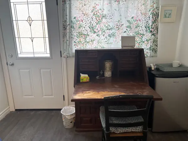 850 Clarkson RD S #Room A, Mississauga, ON L5J 2V3