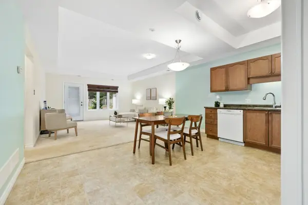 17 George CT #202, Cramahe, ON K0K 1S0