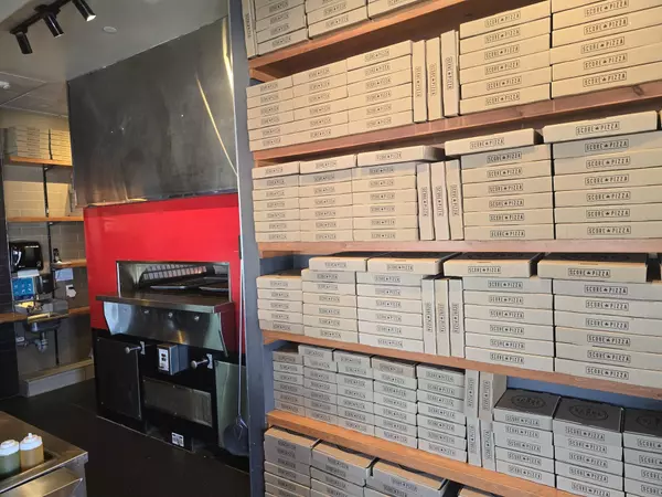 Belleville, ON K8P 3C3,305 Front ST N