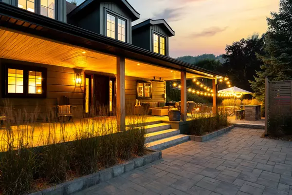 Blue Mountains, ON L9Y 0N9,118 Settlers WAY