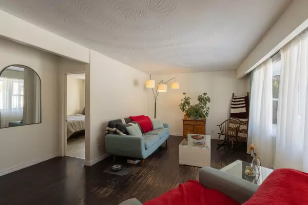 Belleville, ON K8N 4Z5,26 Cloverleaf DR