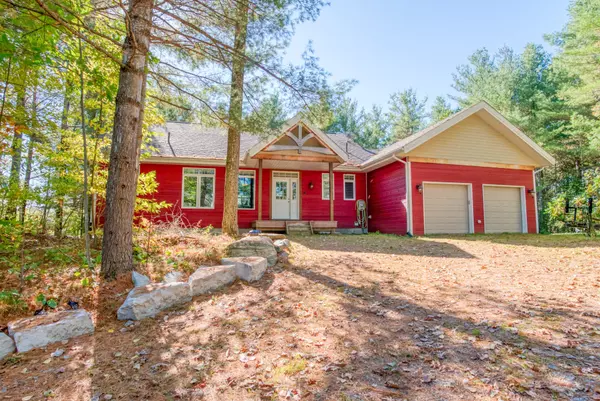 Central Frontenac, ON K0H 1B0,1102B Bebris RD