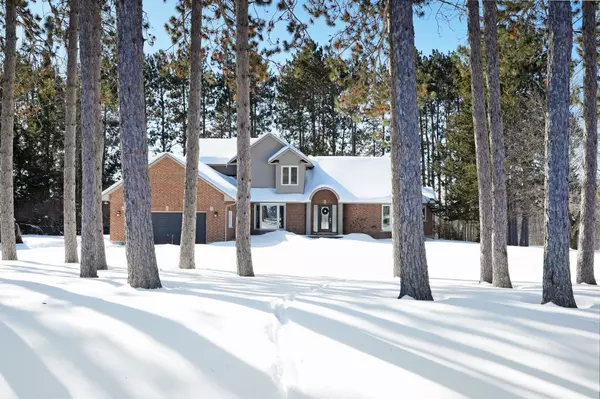 Constance Bay - Dunrobin - Kilmaurs - Woodlawn, ON K0A 1T0,114 David Kennedy DR