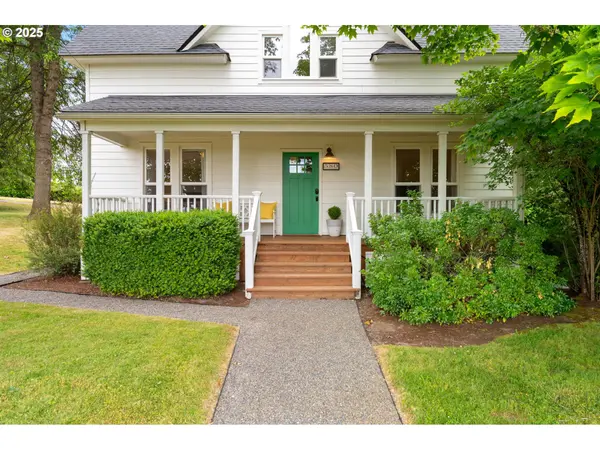 Dundee, OR 97115,580 SW 9TH ST