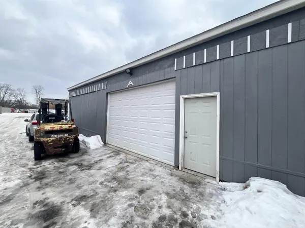 4445 22 Mile RD, Shelby Twp, MI 48317