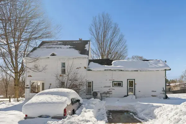 7589 Front ST, Thompsonville, MI 49683