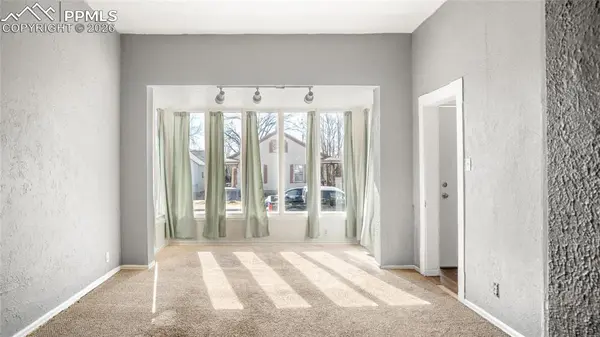 611 W 11th ST, Pueblo, CO 81003